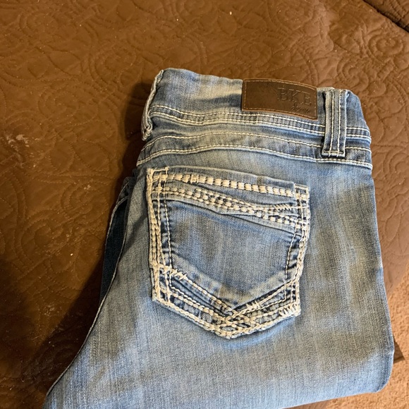 EUC BKE SABRINA. BOOT CUT STRETCH 32/31.5